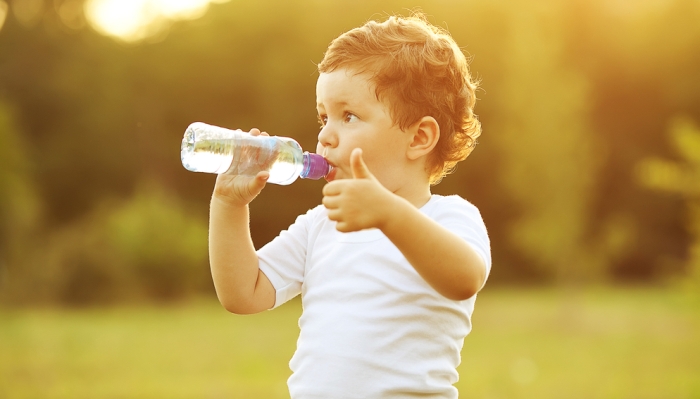 Obeziteye karşı çocuklarda su'yun önemi