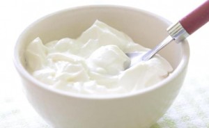 yag-yakan-besinler-yogurt